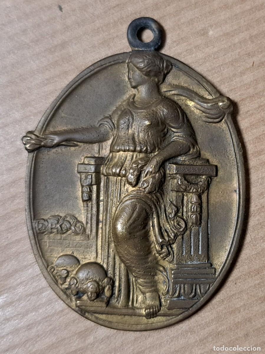 Medallas tem&aacute;ticas: Medalla, Educaci&oacute;n y Descanso &ndash; Exposici&oacute;n de Arte Matar&oacute; 1954