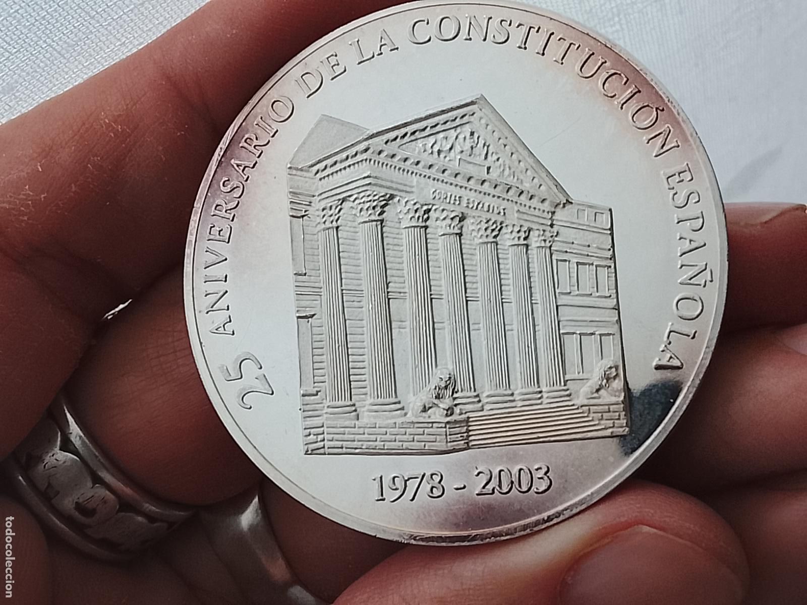 Medallas tem&aacute;ticas: 25 Aniversario de la Constituci&oacute;n espa&ntilde;ola 2003, La soberan&iacute;a reside en el pueblo. RARA. PLATA PURA