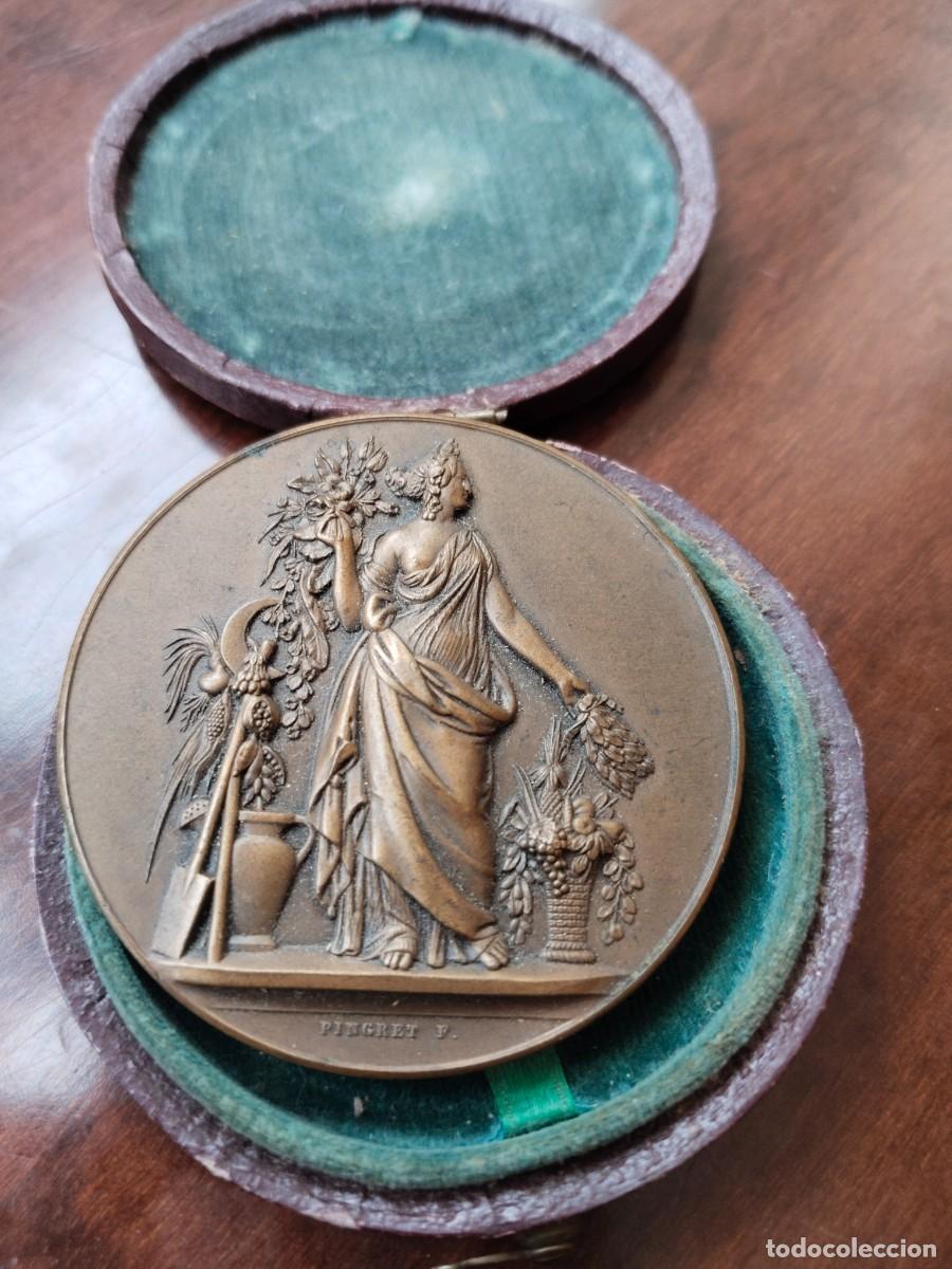 Medalhas tem&aacute;ticas: Francia: Medalla Agricultura Basses Pyr&eacute;n&eacute;es. Ver fotos.