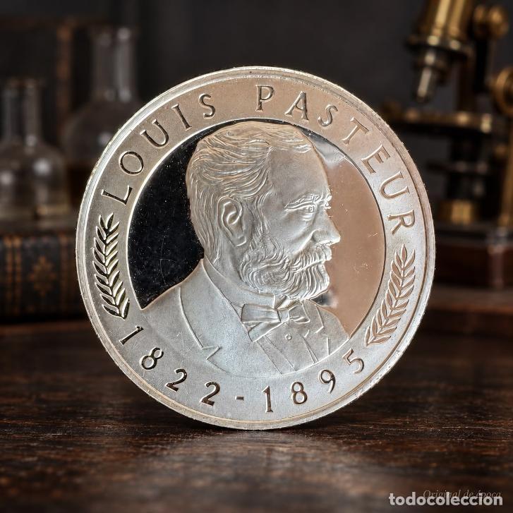 M&eacute;dailles th&eacute;matiques: (MEDN-261005)Francia, medalla, Louis Pasteur (1822-1895), 100 &egrave;me Anniversaire, Plata