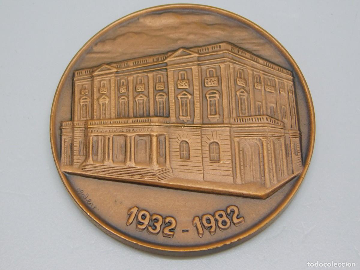Medaglie tematiche: MEDALLA ESCUELA SUPERIOR DE LA MARINA CIVIL - 1932-1982