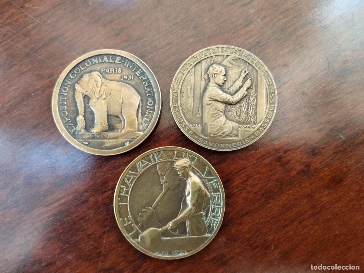Medallas tem&aacute;ticas: 3 medallas Exposiciones Par&iacute;s. A&ntilde;os 30. Ver fotos.