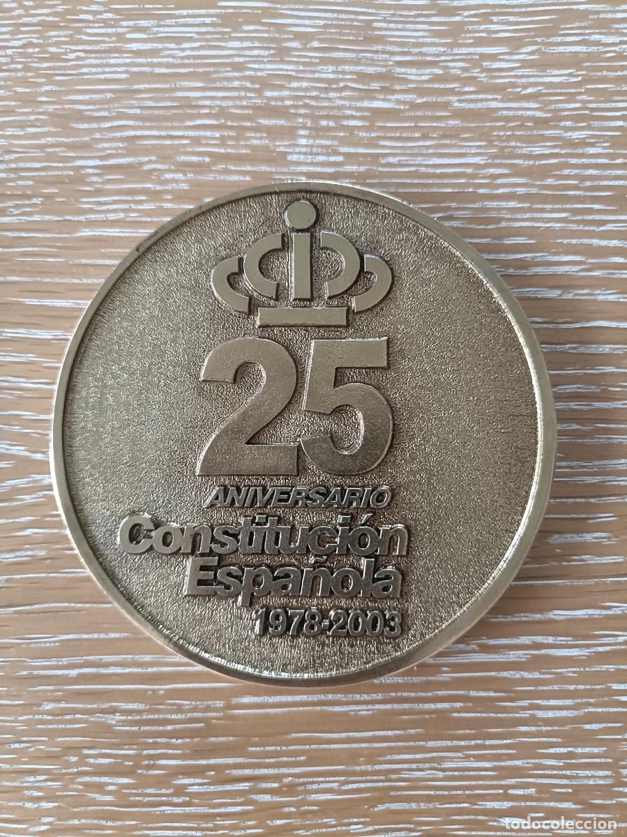 Medallas tem&aacute;ticas: MEDALLA METOPA 25 ANIVERSARIO DE LA CONSTITUCI&Oacute;N ESPA&Ntilde;OLA 1978-2003 - 8 CMS.