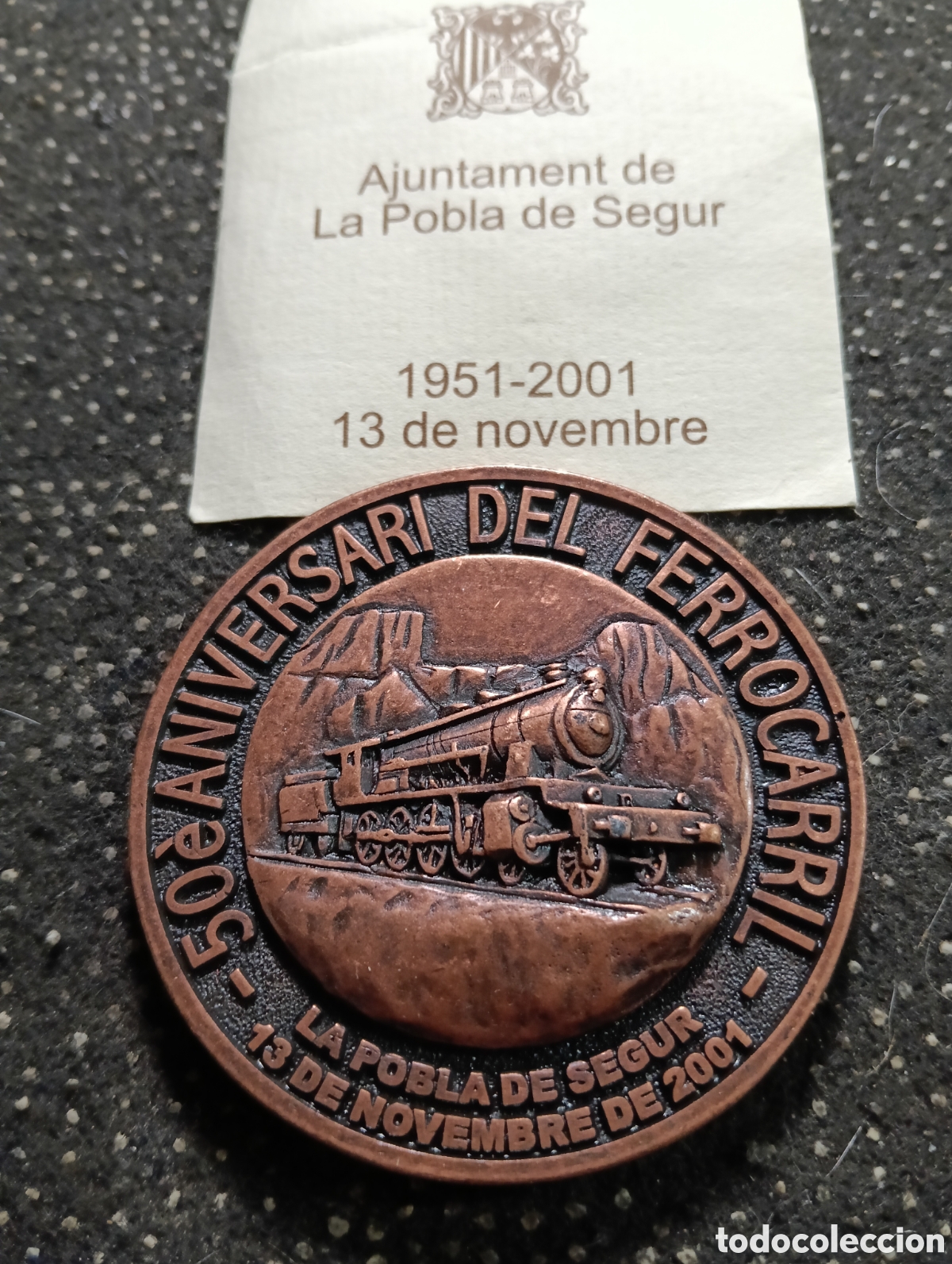 Medallas tem&aacute;ticas: MEDALLA 50 ANIVERSARIO DEL FERROCARRIL - LA POBLA DE SEGUR -1951-2001 RARA mide 6 cm de di&aacute;metro bie
