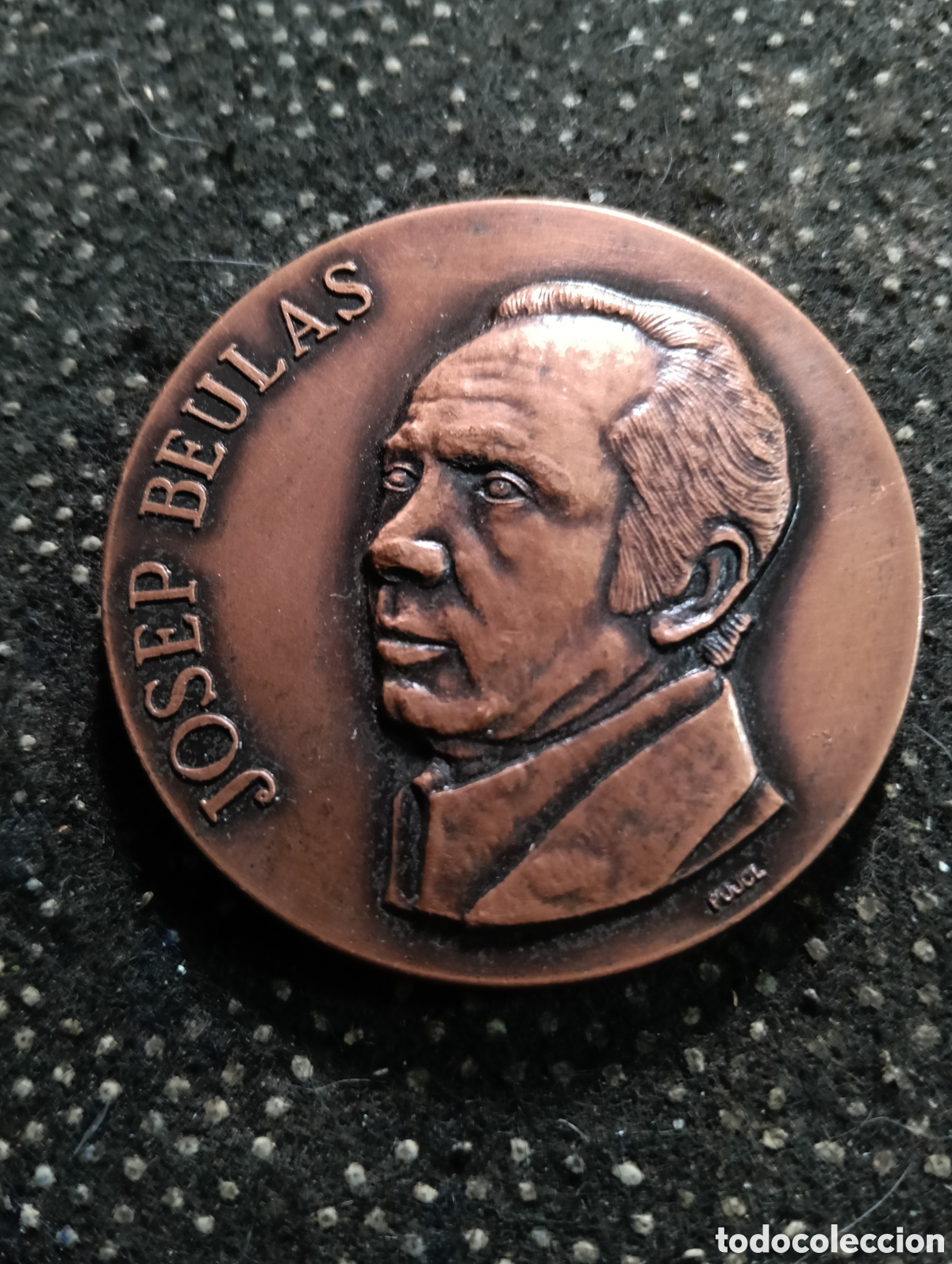 Medallas tem&aacute;ticas: MEDALLA DE SANTA COLOMA DE FARNES AL SEU FILL PREDILECTE, JOSEP BEULAS, A&Ntilde;O 1983 aprox. GRABADOR PUJ