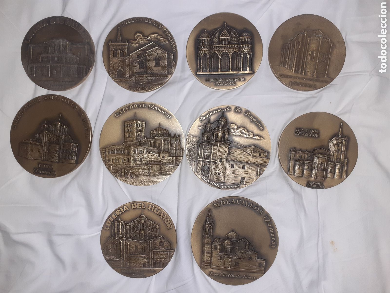 Thematic medals: LOTE 10 MEDALLAS DE LOTERIA DEL HUMOR. ZAMORA. 8 CM.