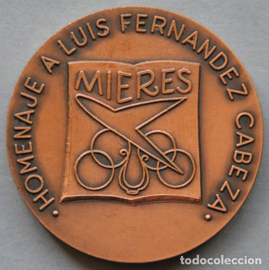 Medallas tem&aacute;ticas: MEDALLA HOMENAJE A LUIS FERNANDEZ CABEZA - MIERES 1981