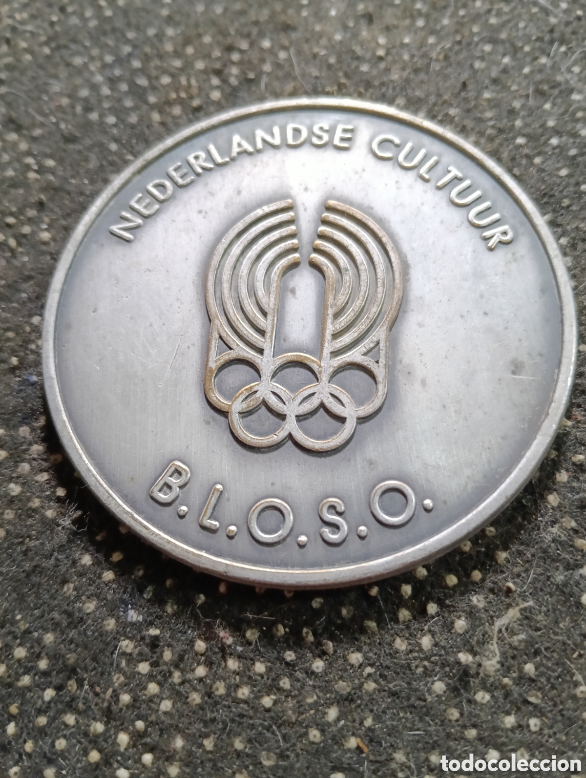 Medallas tem&aacute;ticas: Medalla Holandesa de cultura B.L.O.S.O. NEDERLANDSE CULTUUR, mide 6 cm de di&aacute;metro