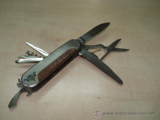 Militaria: Navaja multiusos en acero y madera. - Foto 1