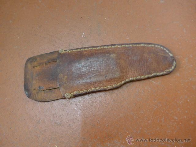 Militaria: Antigua funda de cuchillo de cuero marron - Foto 1
