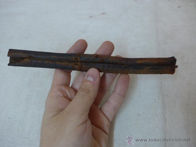 Militaria: Antigua parte de funda espada o espadin. - Foto 2