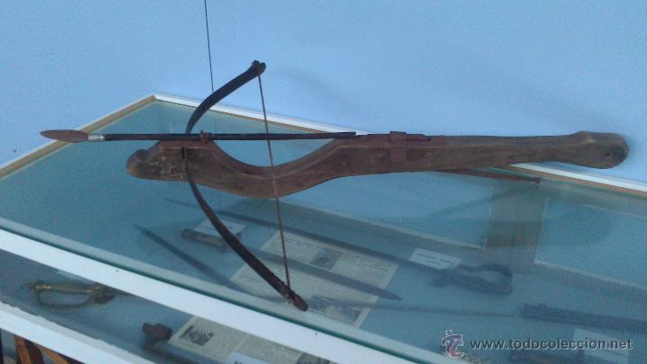 Militaria: ballesta , arco , flecha - Foto 1