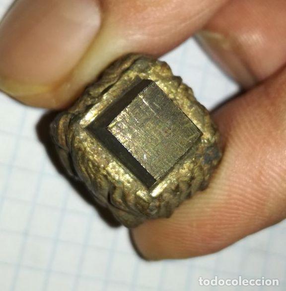 Militaria: Cabeza de le&oacute;n de pomo, de machete, espada o sable - Foto 3