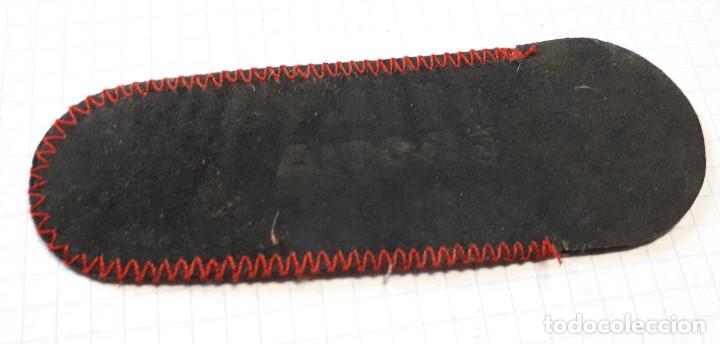 Militaria: Funda de navaja, 9 cm de longitud total - Foto 2