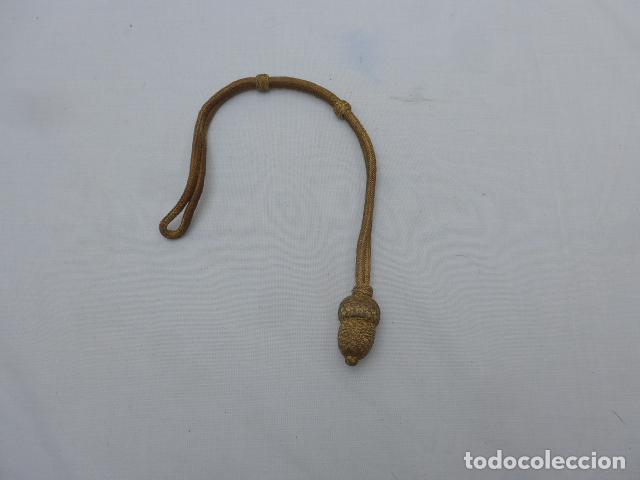 Militaria: * Antiguo fiador borla de espada o sable para general, dorado, original Alfonso XIII o Republica. ZX