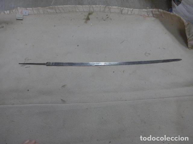 Militaria: Antigua hoja de espada espa&ntilde;ola, original. - Foto 1