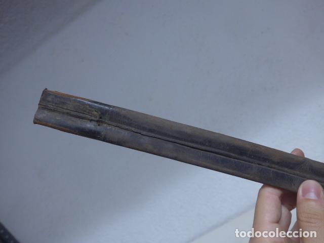 Militaria: Antigua funda de cuero de espada, original. - Foto 6