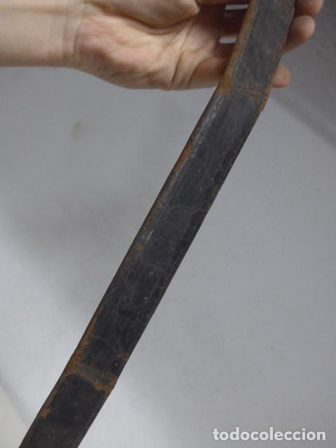 Militaria: Antigua funda de cuero de espada, original. - Foto 3