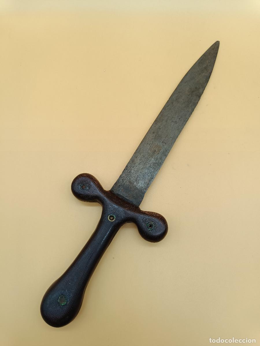 Militaria: ANTIGUA DAGA O PU&Ntilde;AL. 33,5CM. - Foto 1