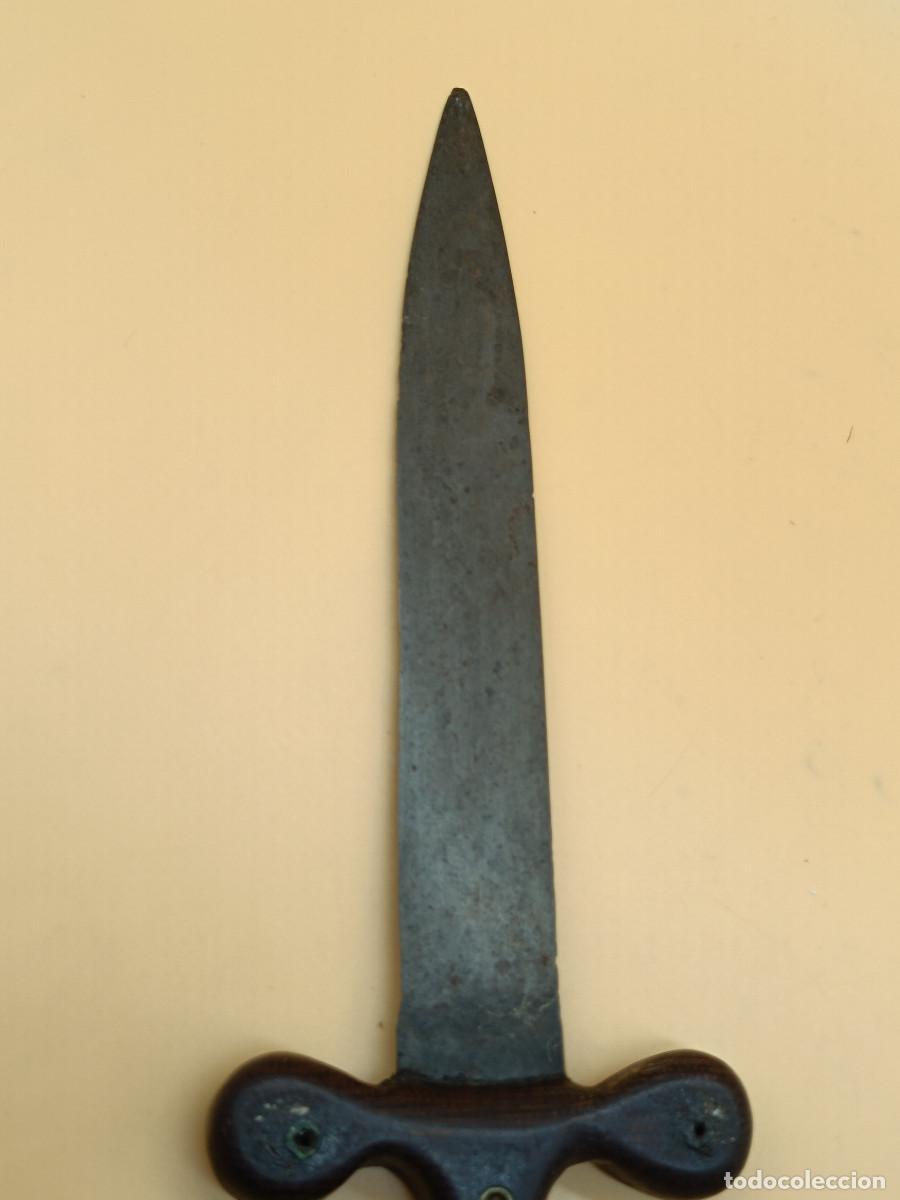 Militaria: ANTIGUA DAGA O PU&Ntilde;AL. 33,5CM. - Foto 4