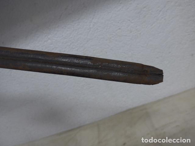 Militaria: Antigua funda de cuero de espada, original. - Foto 6
