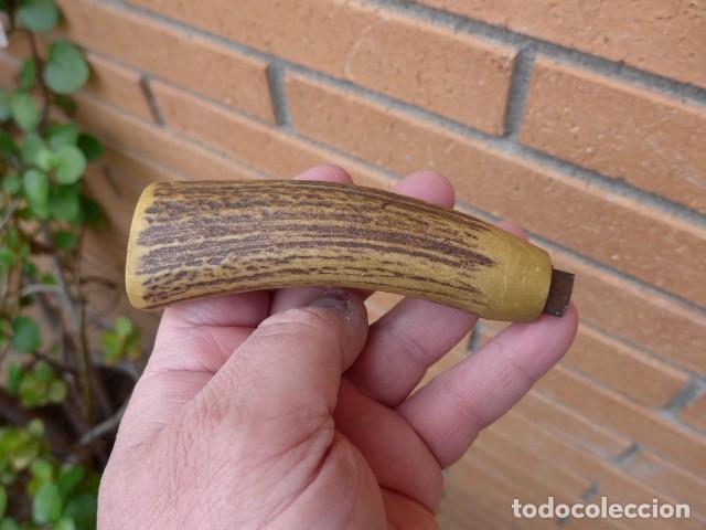 Militaria: ANTIGUO MANGO O EMPU&Ntilde;ADURA DE CUCHILLO - Foto 2