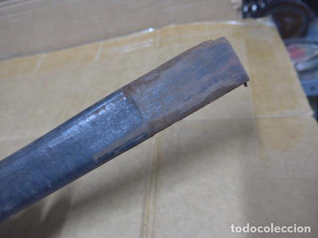 Militaria: Antigua funda de cuero de espada, original - Foto 2