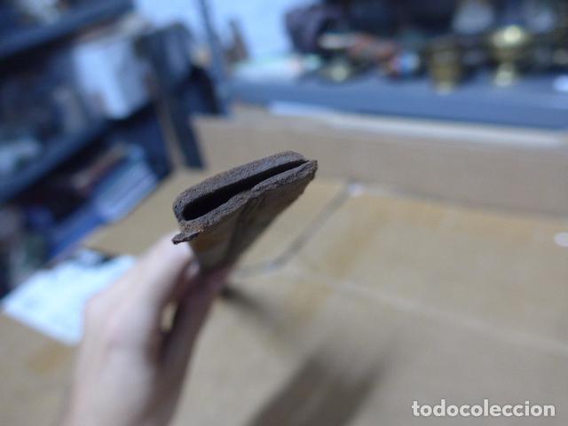 Militaria: Antigua funda de cuero de espada, original - Foto 7