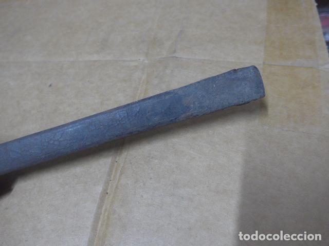 Militaria: Antigua funda de cuero de espada, original - Foto 2