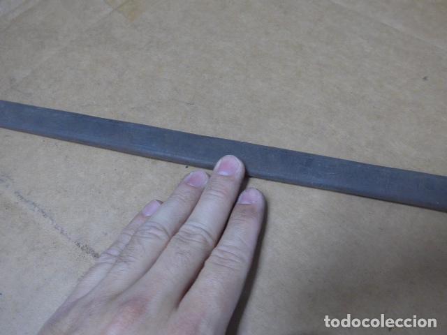 Militaria: Antigua funda de cuero de espada, original - Foto 3