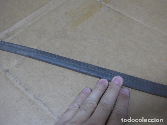 Militaria: Antigua funda de cuero de espada, original - Foto 6