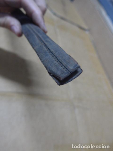 Militaria: Antigua funda de cuero de espada, original - Foto 8