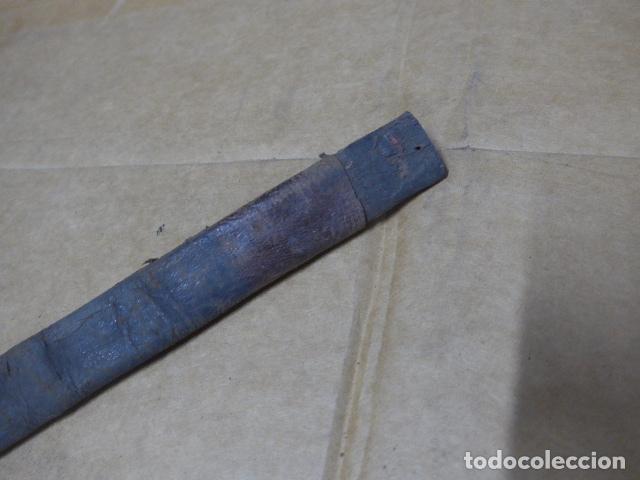 Militaria: Antigua funda de cuero de espada, original - Foto 2