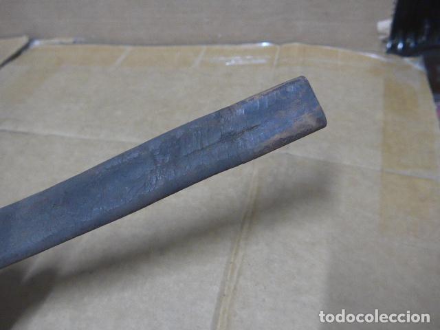 Militaria: Antigua funda de cuero de espada, original - Foto 2