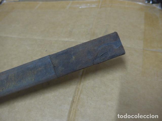 Militaria: Antigua funda de cuero de espada, original - Foto 2