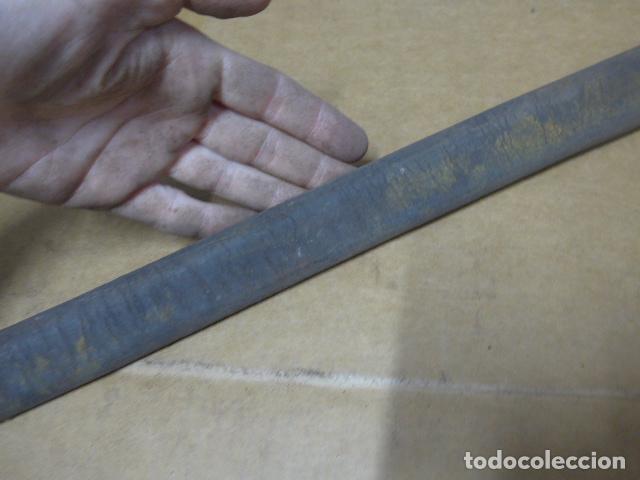 Militaria: Antigua funda de cuero de espada, original - Foto 3