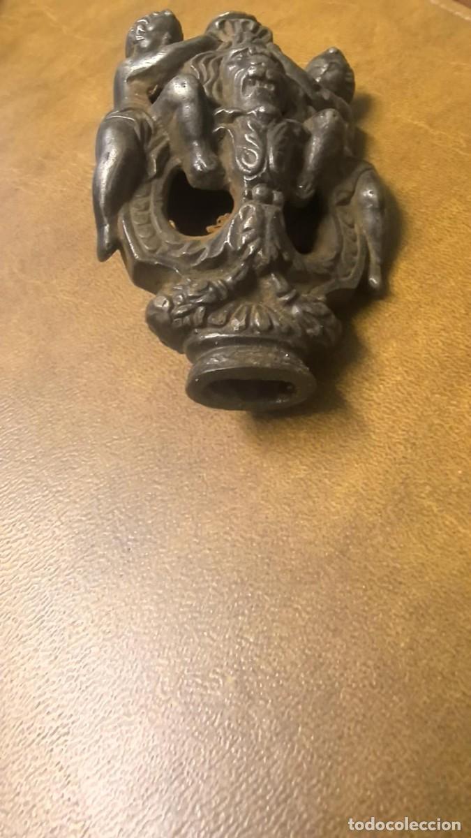 Militaria: Pomo neobarroco espada s. XIX - Foto 3