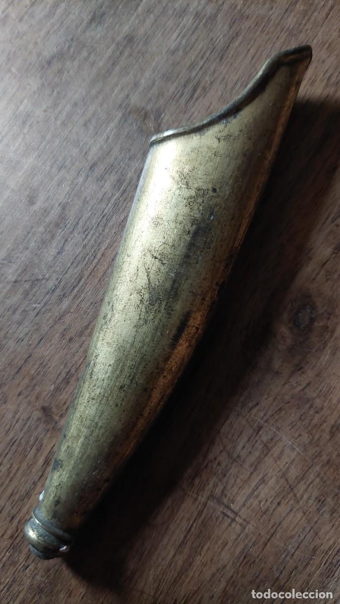 Militaria: Antigua contera para sable