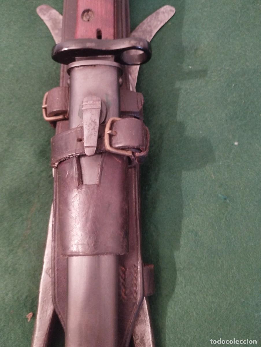 Militaria: Porta bayoneta y cortacables, de cuero del ej&eacute;rcito portugu&eacute;s de los a&ntilde;os 14/18, Cuerpo Expedicionar
