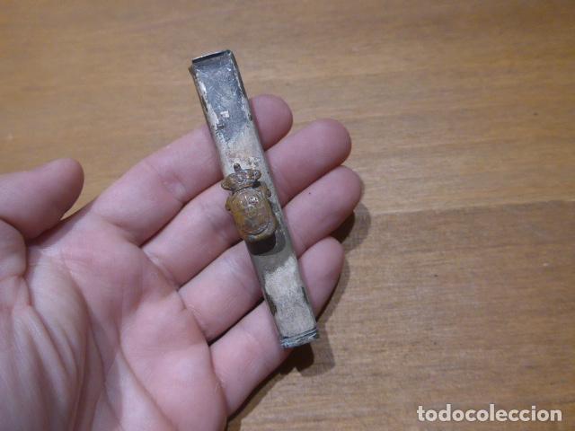 Militaria: Antiguo brocal original de funda de espada espa&ntilde;ola o espadin