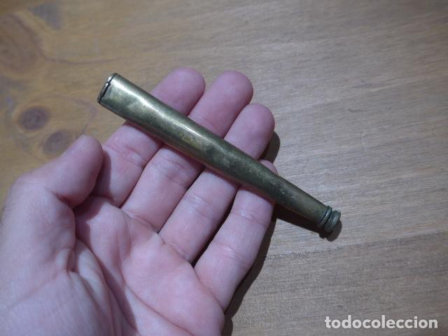 Militaria: Antigua contera de funda de espada espa&ntilde;ola o espadin.