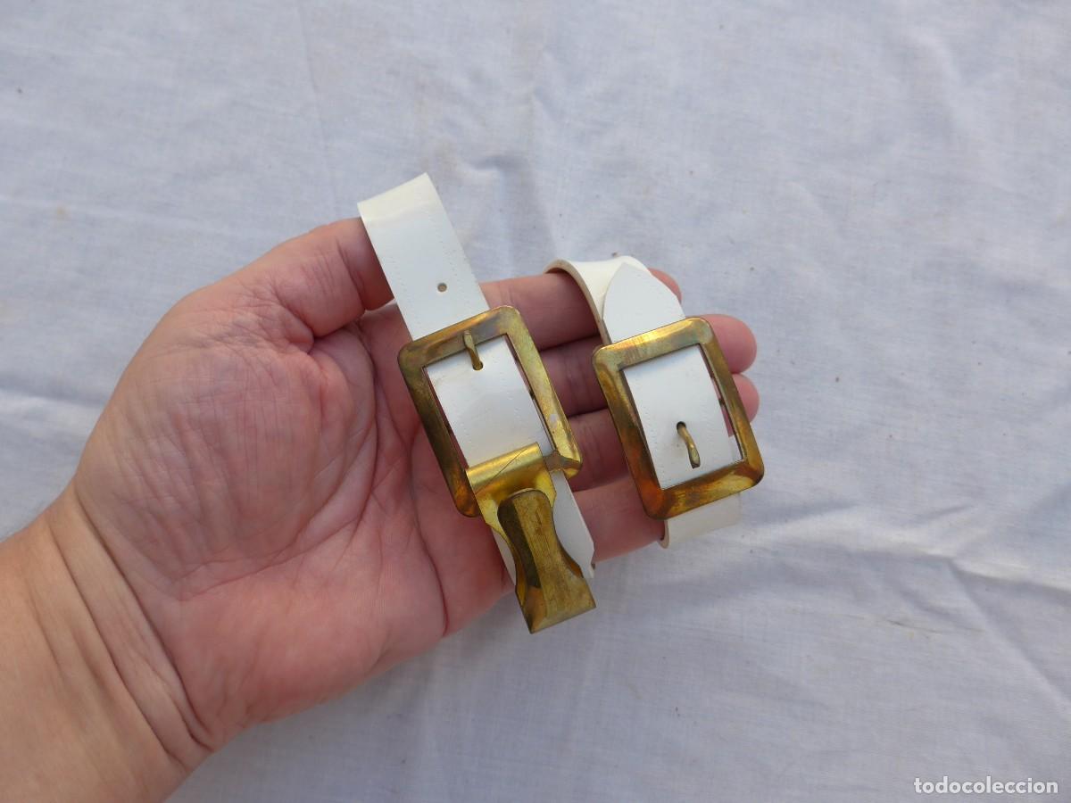 Militaria: ANTIGUO PORTA ESPADA SABLE PORTASABLE BLANCO - Foto 2