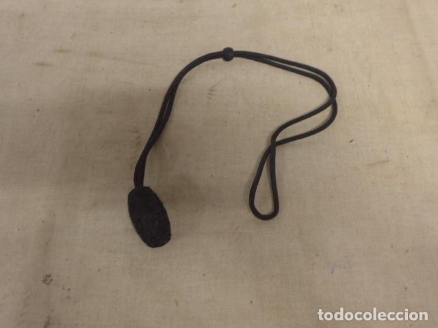 Militaria: Antiguo fiador borla de espada o sable en negro, seguramente francesa, original. Francia