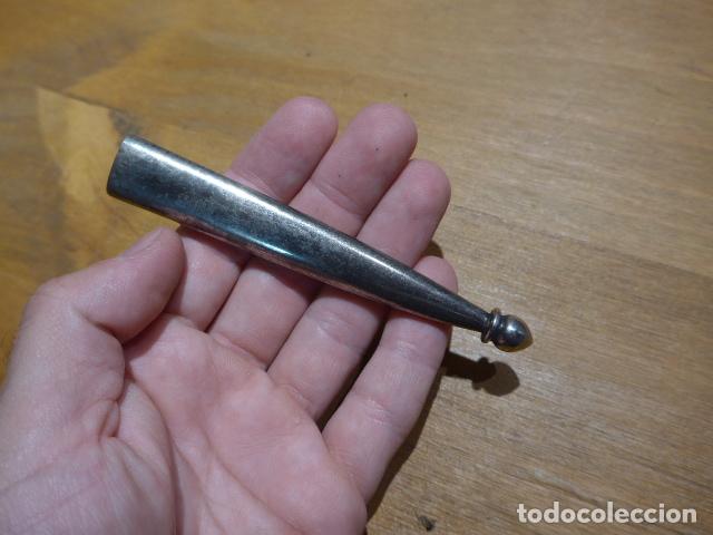 Militaria: Antigua contera de funda de espada espa&ntilde;ola o espadin.