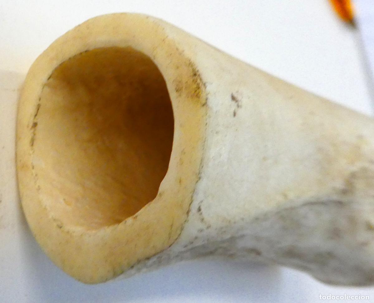 Militaria: Peron&eacute; natural,mide 13X5 cm, peso 166 gr.,ideal para cachas de navajas ,cuchillos manualidades etc
