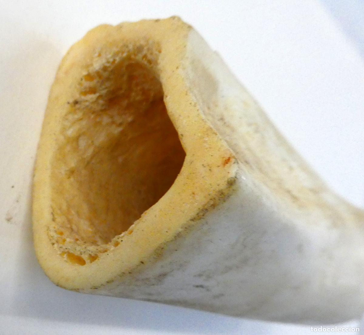 Militaria: Peron&eacute; natural,mide 13X5 cm, peso 180 gr.,ideal para cachas de navajas ,cuchillos manualidades etc