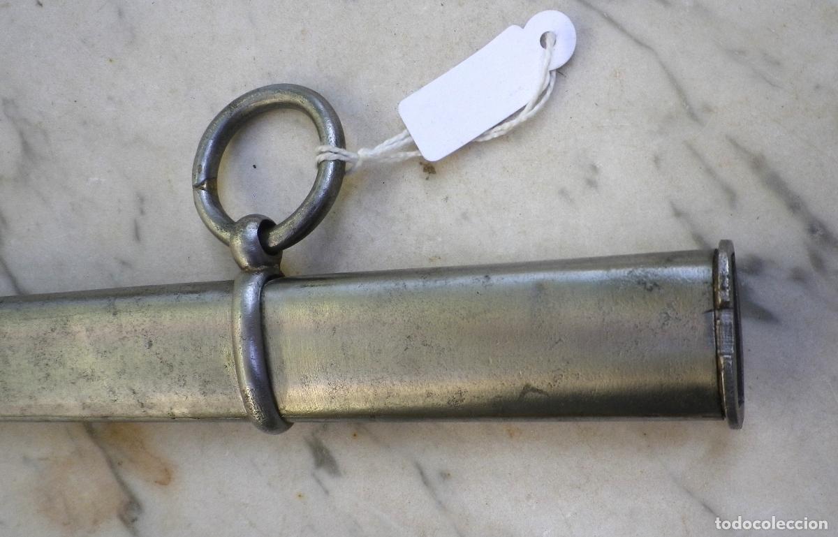 Militaria: Vaina met&aacute;lica para sable, en muy buen estado