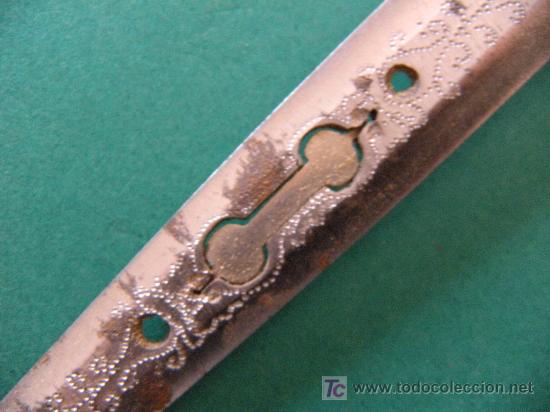 Militaria: ANTIGUO CUCHILLO DAGA CON FUNDA - Foto 1