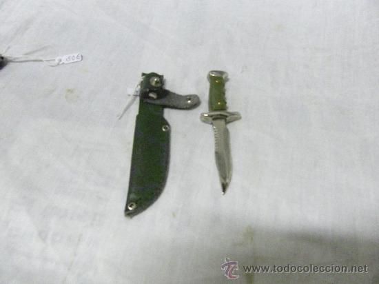 Militaria: PU&Ntilde;ALITO CON FUNDA - Foto 1
