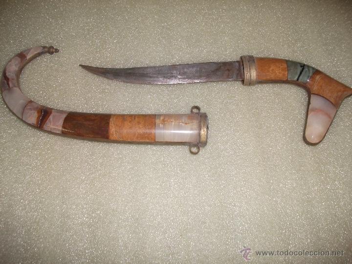 Militaria: Cuchillo &aacute;rabe de nacar - Foto 1